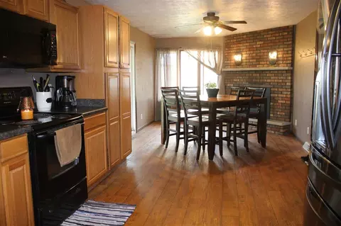 4484 E Walden Rd, Byron, IL 61010 photo 12