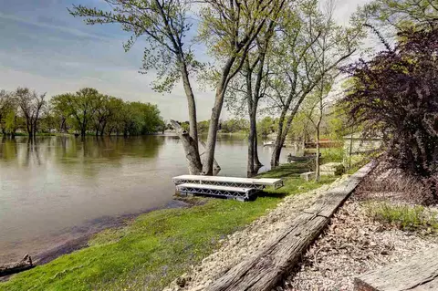 9816 Rivers Bend Dr, Roscoe, IL 61073 photo 24