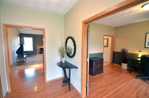 6608 Lindbloom, Cherry Valley, IL 61016 photo 7