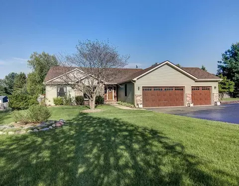 8285 Shaw Rd, Belvidere, IL 61008 photo 1