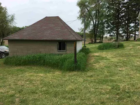 12047 Goeke Rd, Davis, IL 61019 photo 11