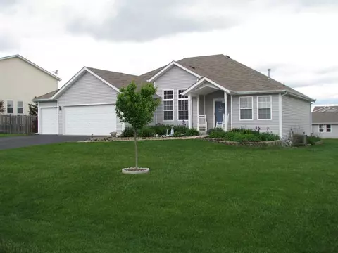671 Ashleigh Ln, Roscoe, IL 61073 photo 1
