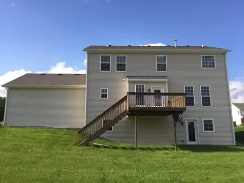 744 Ballymore Rd, Roscoe, IL 61073 photo 2