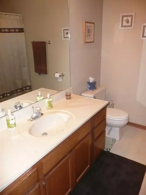 3175 Tuggle Dr, Cherry Valley, IL 61016 photo 12