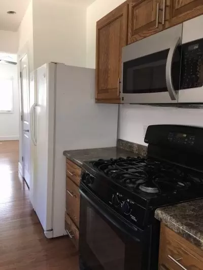 912 E 2nd St, Belvidere, IL 61008 photo 7