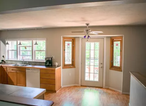 6182 Silver Hawk Ct, Roscoe, IL 61073 photo 4