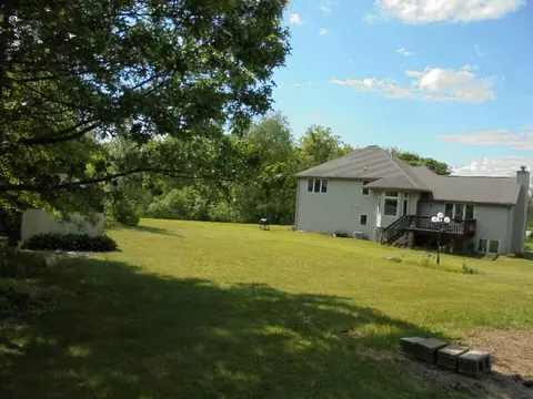 11007 Donald Dr, Roscoe, IL 61073 photo 5