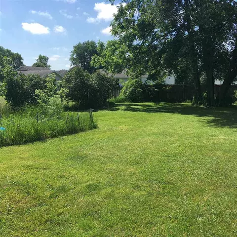 5913 Chestnut St, Roscoe, IL 61073 photo 6
