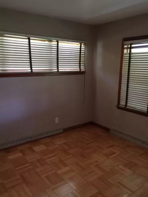 517 John St, Pecatonica, IL 61063 photo 6