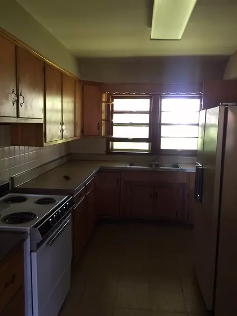 517 John St, Pecatonica, IL 61063 photo 9