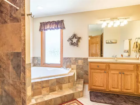 4324 E Ridgeview Ln, Byron, IL 61010 photo 12