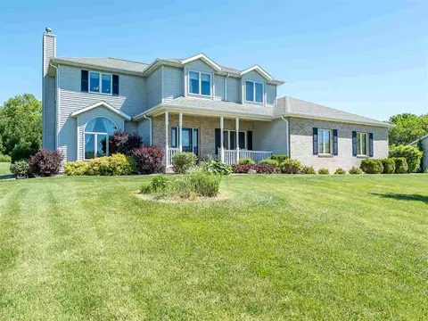 4324 E Ridgeview Ln, Byron, IL 61010 photo 1