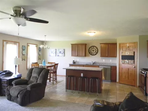 10311 Hawks Pointe Trl, Roscoe, IL 61073 photo 7