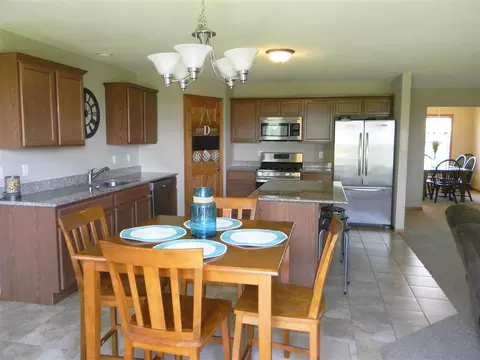 10311 Hawks Pointe Trl, Roscoe, IL 61073 photo 12