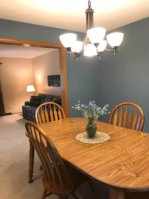 6464 Elevator Rd, Roscoe, IL 61073 photo 8