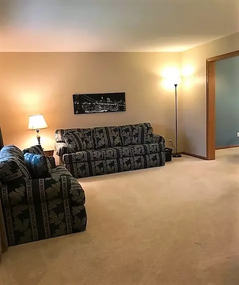6464 Elevator Rd, Roscoe, IL 61073 photo 5
