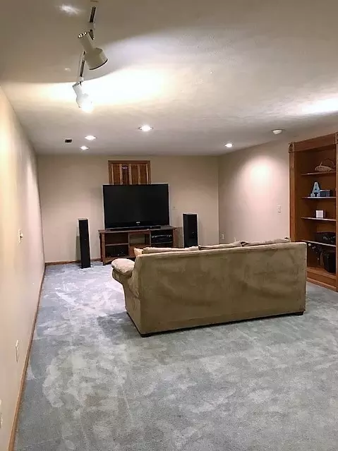 6464 Elevator Rd, Roscoe, IL 61073 photo 24