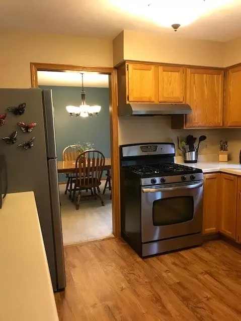 6464 Elevator Rd, Roscoe, IL 61073 photo 11