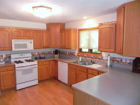 1390 Chadbourne, Lake Summerset, IL 61019 photo 12