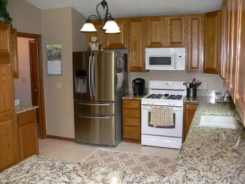 6783 Skyview Tr, Roscoe, IL 61073 photo 22