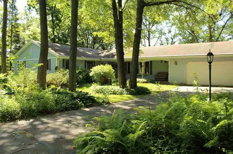 11735 Warblers Way, Roscoe, IL 61073 photo 1