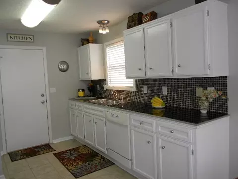 5841 Broad St, Roscoe, IL 61073 photo 12
