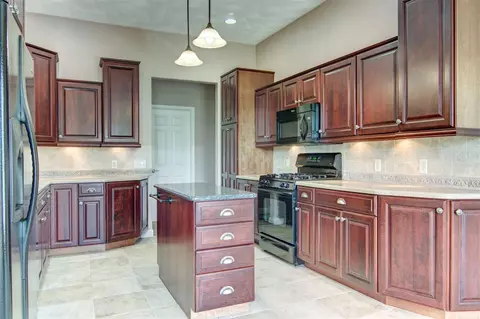 11251 Walton Dr, Roscoe, IL 61073 photo 7