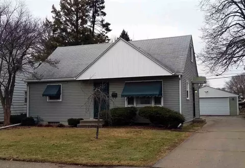 2107 Jonathan Ave, Rockford, IL 61103 photo 1