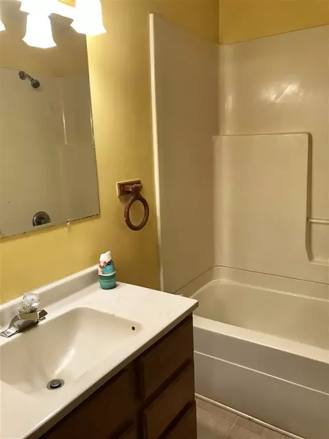 322 E 2nd St, Byron, IL 61010 photo 17