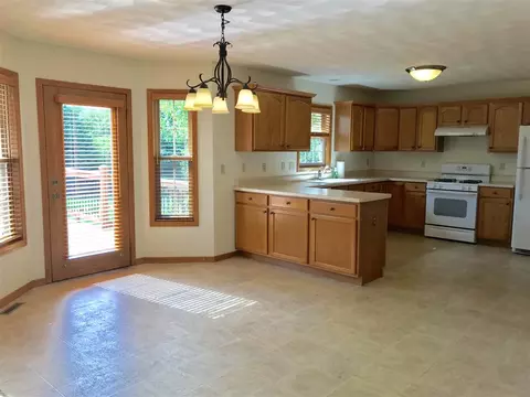 742 Hampton Dr, Byron, IL 61010 photo 9