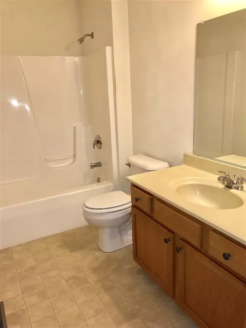 742 Hampton Dr, Byron, IL 61010 photo 18
