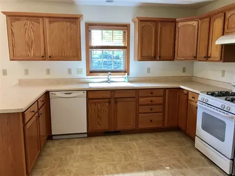742 Hampton Dr, Byron, IL 61010 photo 10