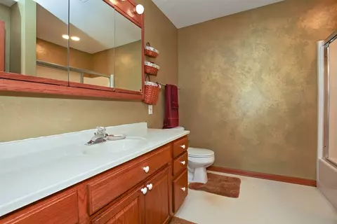 5124 E Hubbard Trl, Byron, IL 61010 photo 15