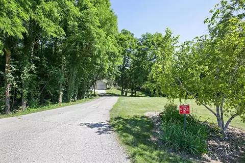 5124 E Hubbard Trl, Byron, IL 61010 photo 2