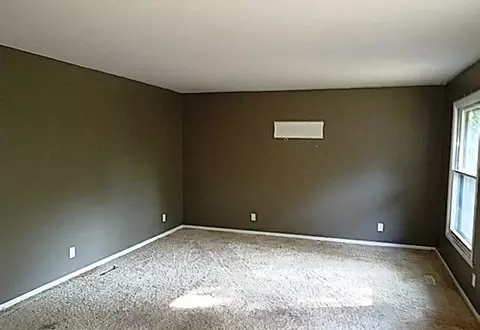 7783 Ray Ct, Roscoe, IL 61073 photo 3