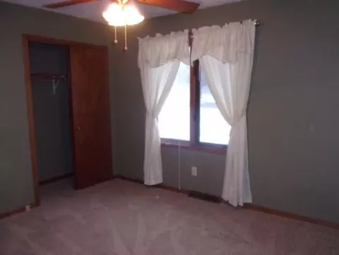 5734 Gray Eagle Rd, Roscoe, IL 61073 photo 10