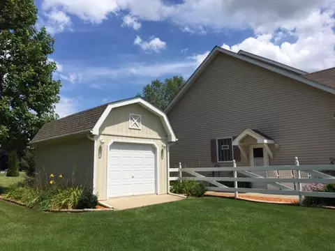 2766 Hedgeapple Ln, Byron, IL 61010 photo 3