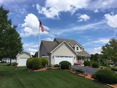 2766 Hedgeapple Ln, Byron, IL 61010 photo 1