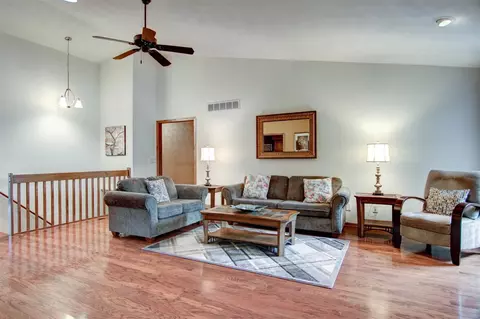 4677 Lindbloom Ln, Cherry Valley, IL 61016 photo 4