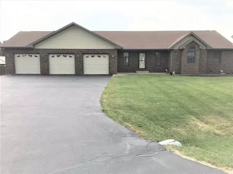 12345 Serene Dr, Durand, IL 61024 photo 1