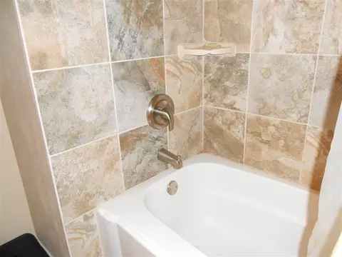 11020 Jasmine Dr, Roscoe, IL 61073 photo 13