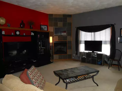 11020 Jasmine Dr, Roscoe, IL 61073 photo 7