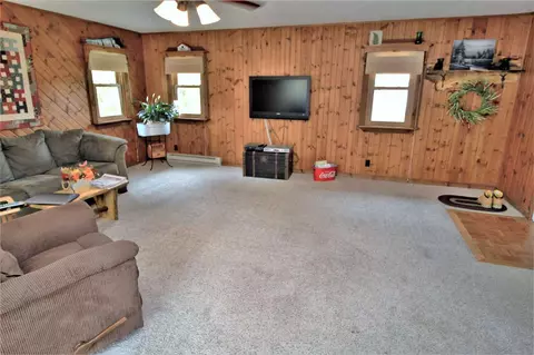 4217 Straw Ln, Roscoe, IL 61073 photo 13