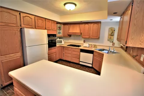 4217 Straw Ln, Roscoe, IL 61073 photo 11