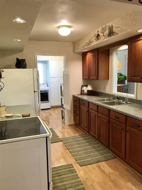 214 E 3rd St, Byron, IL 61010 photo 5