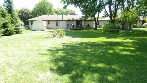 7536 Moss Cyn, Cherry Valley, IL 61016 photo 5