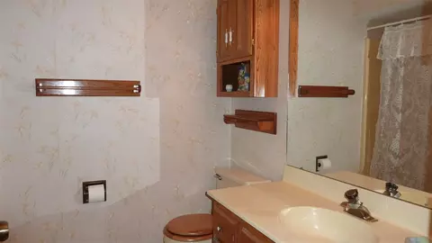 7536 Moss Cyn, Cherry Valley, IL 61016 photo 17