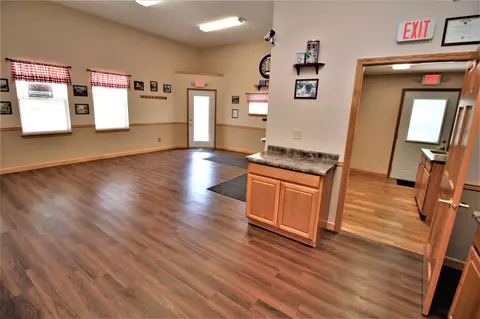 122 N Main St, Leaf River, IL 61047 photo 6