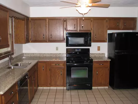 11951 Tresemer Rd, Roscoe, IL 61073 photo 7