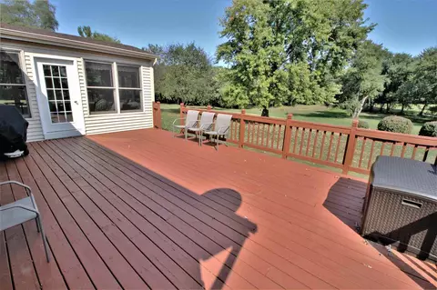 10035 Hamborg Rd, Roscoe, IL 61073 photo 5